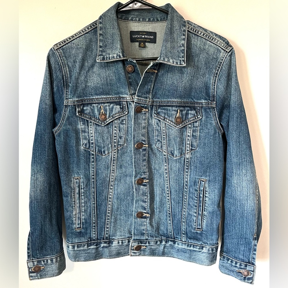 Lucky Brand Tomboy Trucker Distressed Blue Denim Jean Jacket Cabincore Size Med